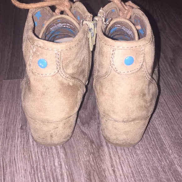 Brown Cat & Jack kids boots - Picture 4 of 5